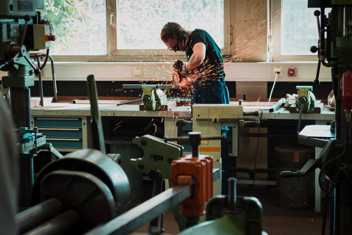 Design global, manufacture local: a new industrial revolution?