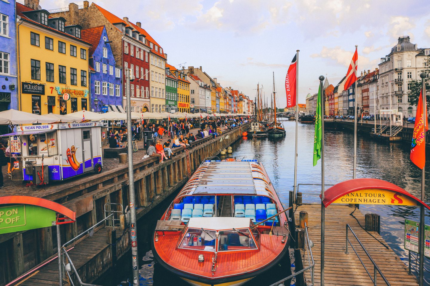 Guided Tours as Cross-cultural Inspiration to Sustainable Living